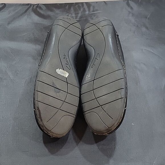 CLARKS COLLECTION ROUND TOE SLIP-ON WOMEN"S FLAT SHOE - Picture 7 of 15